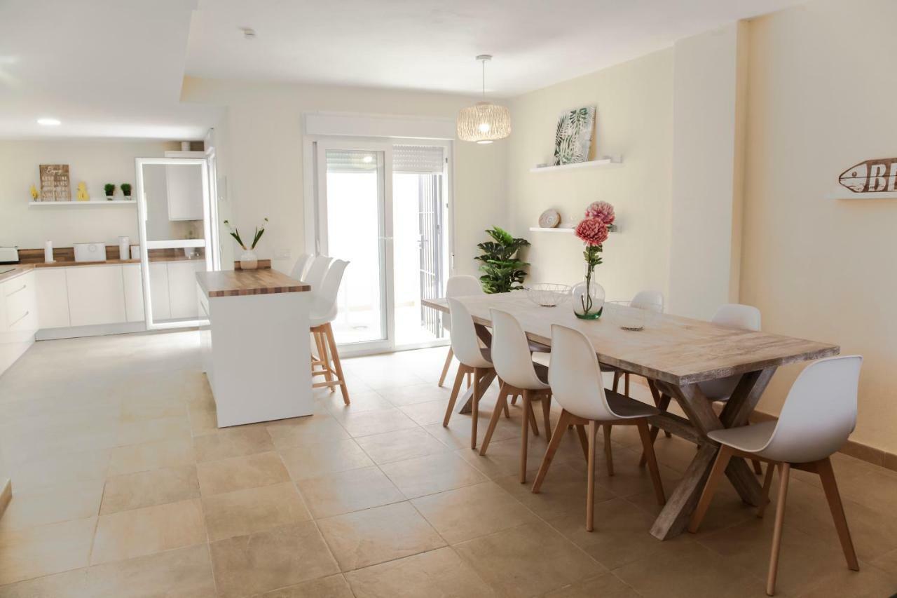 Akutuna - Casa Familiar Con Piscina , Garaje & Pista De Padel Zahara de los Atunes Exteriör bild