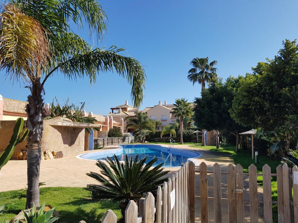 Akutuna - Casa Familiar Con Piscina , Garaje & Pista De Padel Zahara de los Atunes Exteriör bild